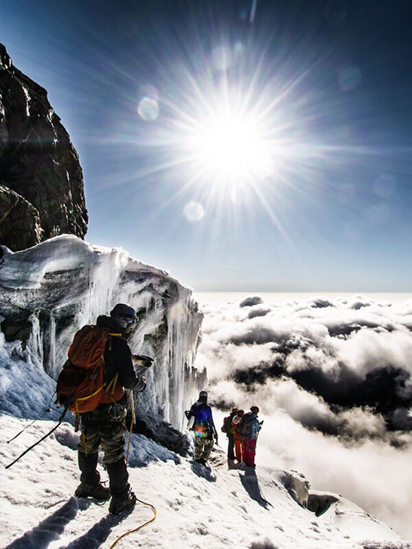 rwenzori-mountatin-hike